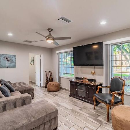 タンパ Town 'N' Country Cozy Corner, Your Florida Fun Hubヴィラ エクステリア 写真