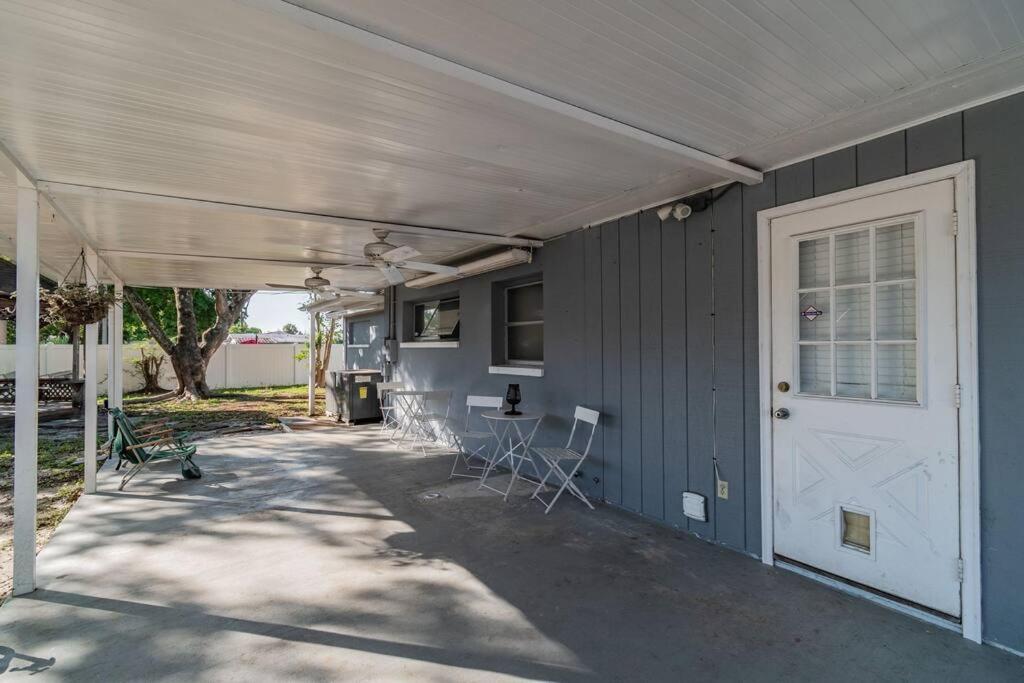 タンパ Town 'N' Country Cozy Corner, Your Florida Fun Hubヴィラ エクステリア 写真